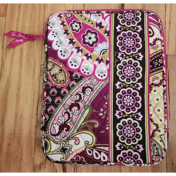 Vera Bradley Tablet Case Paisley Print Padded Zip Closure Pink‎ Purple - Picture 1 of 6